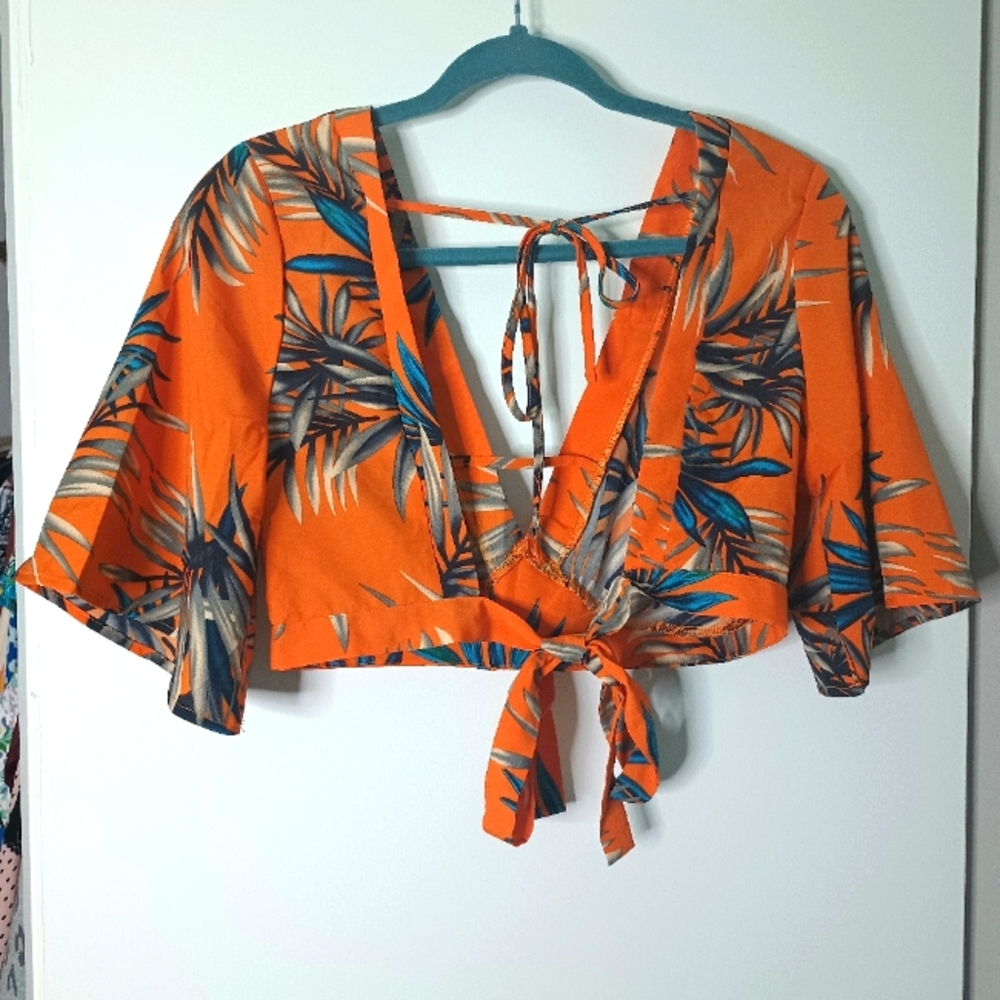 SHEIN Orange Tropical Crop Top